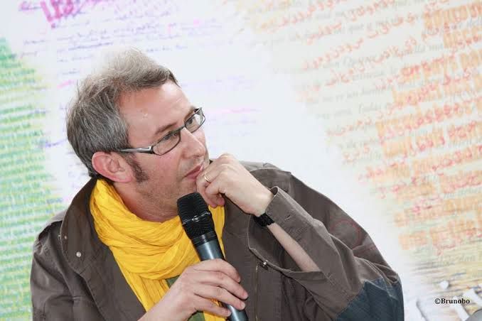 La répression des journalistes en Algérie se poursuit : Mustapha Benfodil interdit de sortie du territoire national, Mourad Aït Mimou sous mandat de dépôt