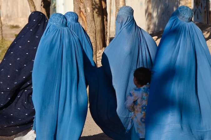 Cinq ans après le retour des talibans au pouvoir à Kaboul : les femmes afghanes vivent l’enfer au quotidien