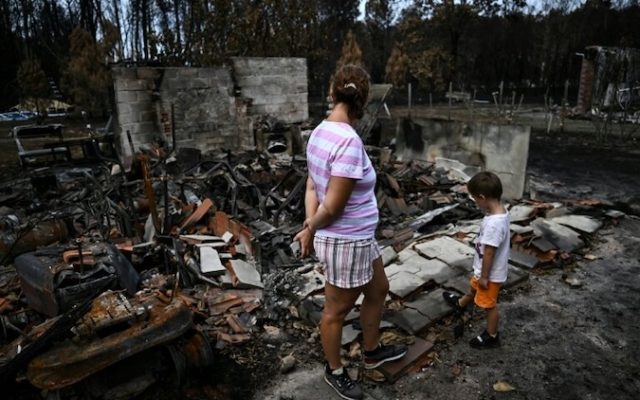 Incendie en Gironde : Au Porge, un village meurtri, des maisons et des vies en ruines, retour des sinistrés