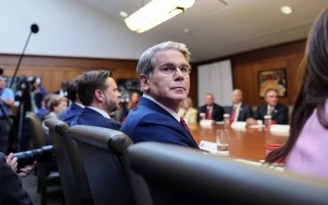 Washington menace l&rsquo;Iran d&rsquo;un isolement économique « jamais vu », loin des promesses d’accord sur Ormuz
