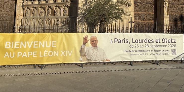 La visite du pape Léon XIV en France provoque une ferveur qui dépasse le seul cercle des catholiques pratiquants