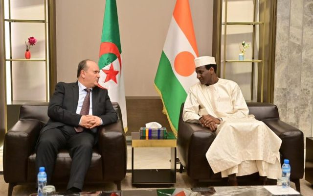 L&rsquo;Algérie utilise sa force militaire et son arme énergétique pour renforcer son influence au Sahel