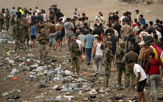 Ceuta au bord de l’effondrement un mois après l’afflux de 72 000 migrants