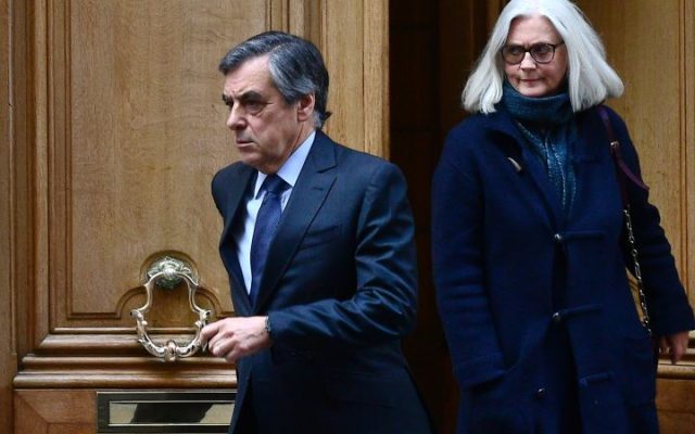 François Fillon suspendu de la Légion d’honneur une année après sa condamnation dans l&rsquo;affaire des emplois fictifs de sa femme