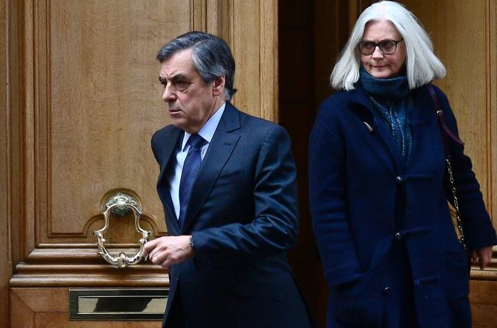 François Fillon suspendu de la Légion d’honneur une année après sa condamnation dans l&rsquo;affaire des emplois fictifs de sa femme