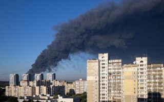 Une frappe de drone russe sur un entrepôt de munitions en Ukraine cause la mort de 37 personnes
