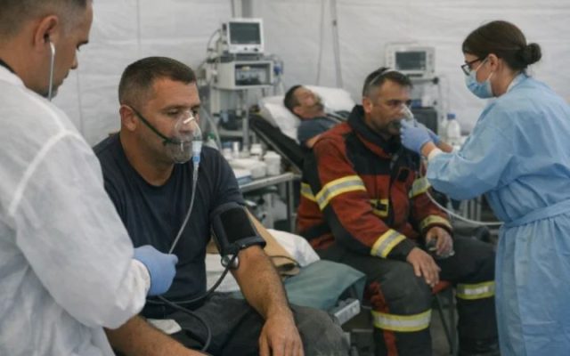 Incendies : au moins 129 pompiers intoxiqués par les fumées
