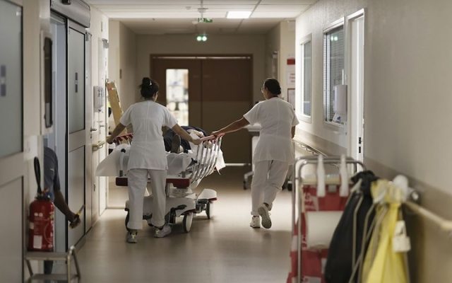 Plus de 8 000 décès liés aux canicules de l’été 2026 en France : un bilan provisoire sans précédent depuis 2003