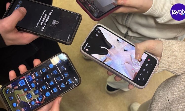 Rentrée scolaire : l’interdiction des téléphones au lycée, une mesure inapplicable au 1er septembre