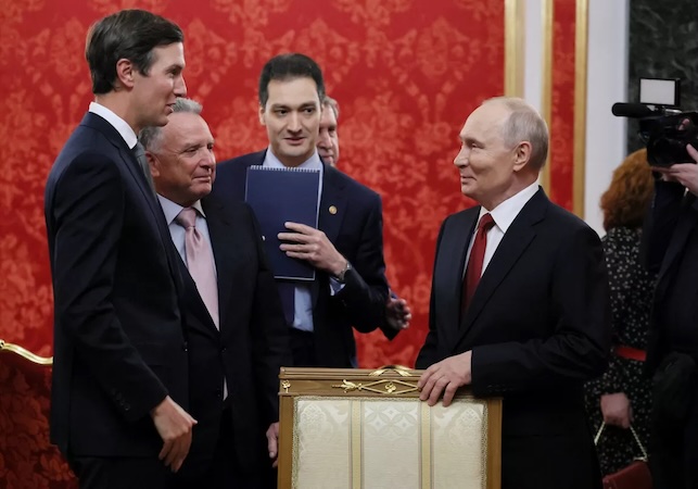 Guerre en Ukraine : après une rencontre avec Poutine à Moscou, les émissaires de Trump attendus à Kiev pour la première fois