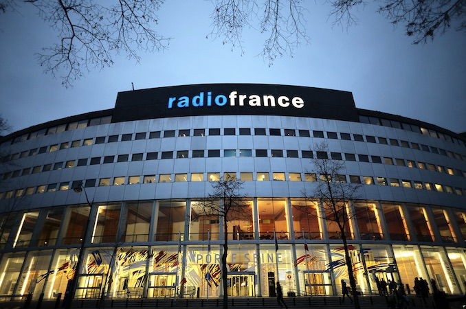 Grève à Radio France votée contre l’édito de Charles Sapin : la vision sectaire et totalitaire qui mit en péril la radio publique