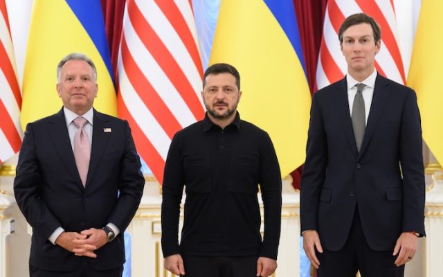 Guerre en Ukraine : Donald Trump doit appeler Vladimir Poutine puis Volodymyr Zelensky, après la visite des émissaires américains à Kiev et Moscou