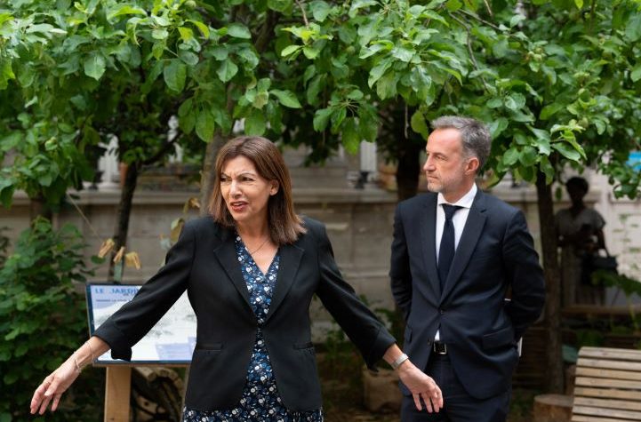 Violences sexuelles dans le périscolaire à Paris : une quinzaine de familles portent plainte contre Anne Hidalgo et Emmanuel Grégoire