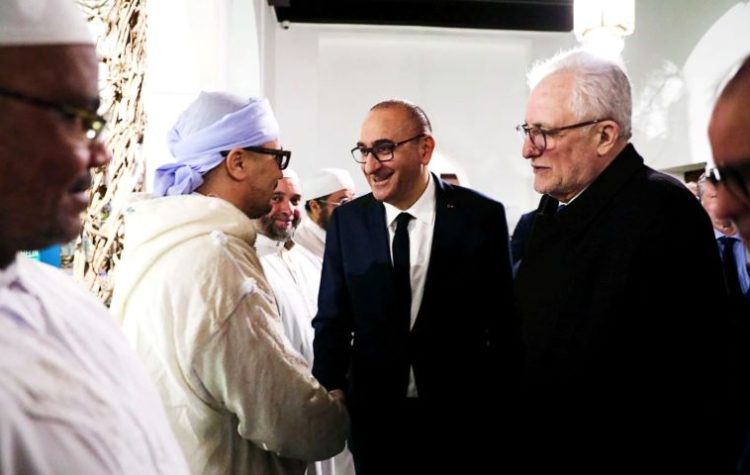 De Sarkozy à Nuñez : la vaine idée d&rsquo;« organiser le culte musulman  »