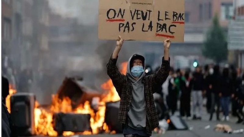 Face aux pompiers pyromanes de LFI : une seul attitude devrait prévaloir, l’appel au calme et à l’ordre pour protéger les lycéens
