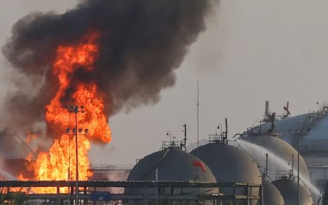 Guerre au Moyen-Orient : Les islamistes houthis du Yémen revendiquent une frappe sur un site du géant pétrolier saoudien Aramco à Riyad