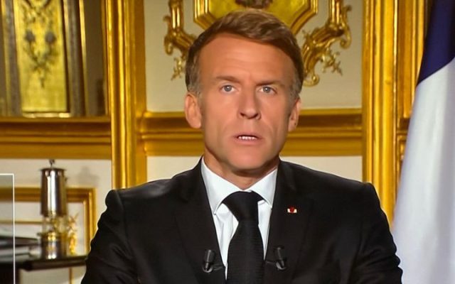 Allocution du président Macron après les graves événements qu&rsquo;a connus la France : pas de décisions à la mesure de la gravité de la situation