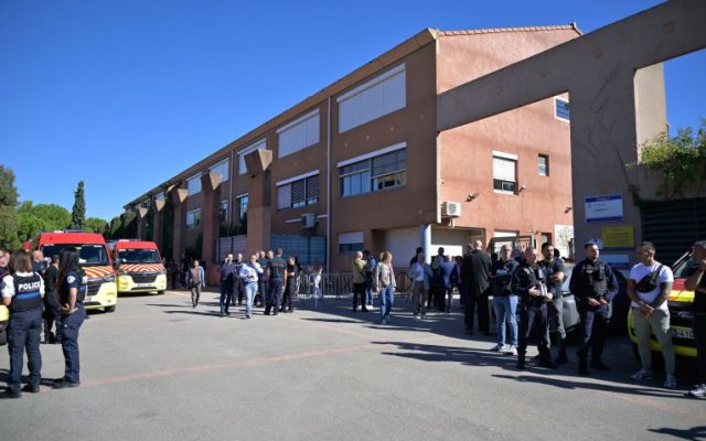 Fusillade dans un collège d&rsquo;Aubagne : l&rsquo;adolescent fasciné par les tueries de masse, le parquet antiterroriste s&rsquo;est saisi de l&rsquo;affaire
