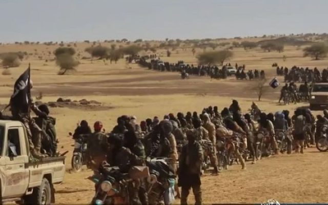 L’Algérie s&rsquo;implique ouvertement dans la lutte contre le terrorisme islamiste au Mali